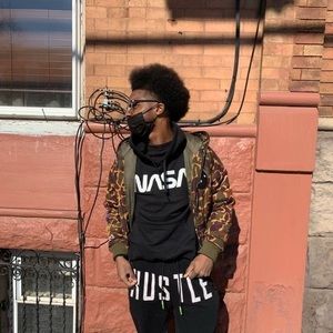 Meet your Posher, Isaiah